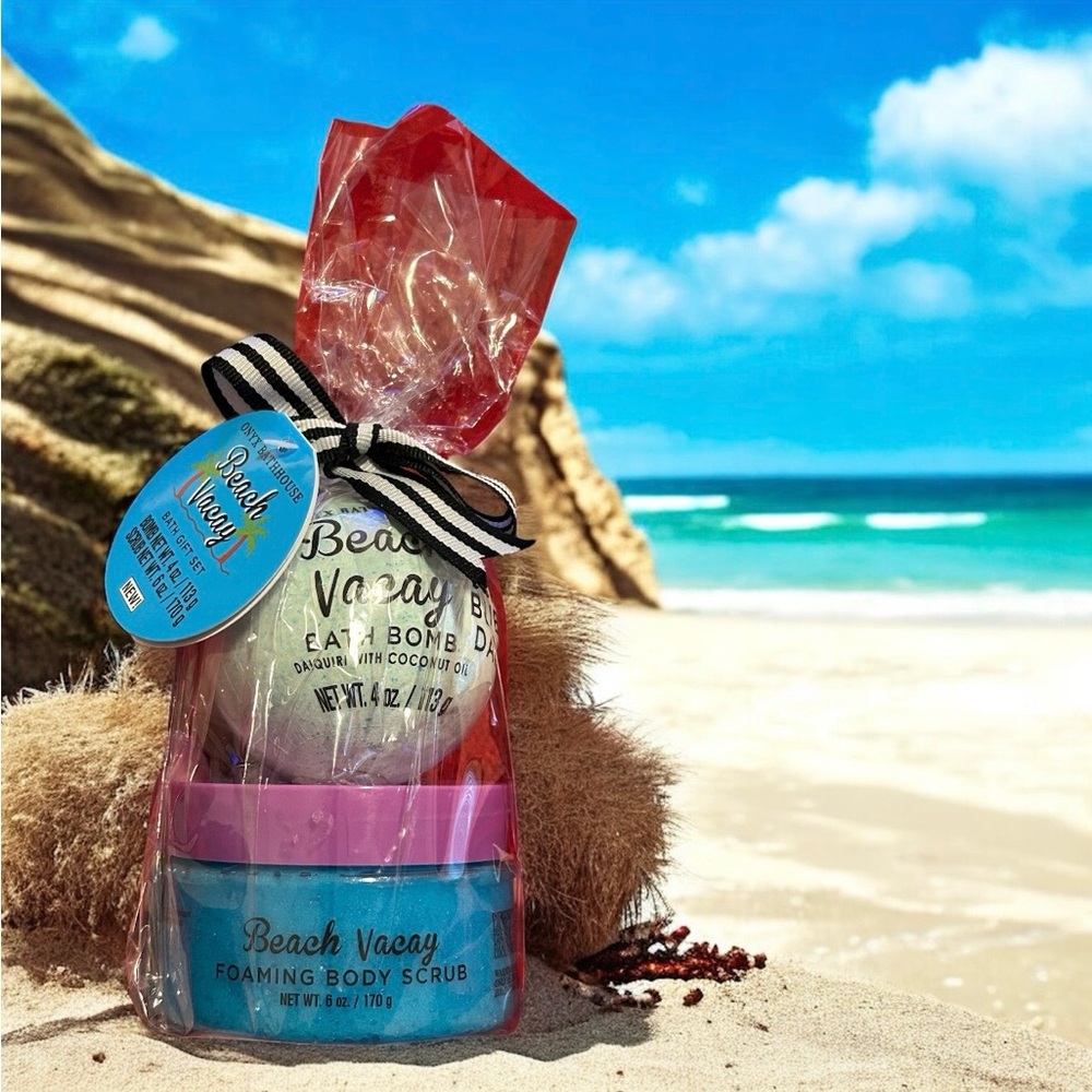 ONYX BATHHOUSE Beach Vacay 🌴 Dancing Daiquiri Bath Bomb & Foaming Body Scrub